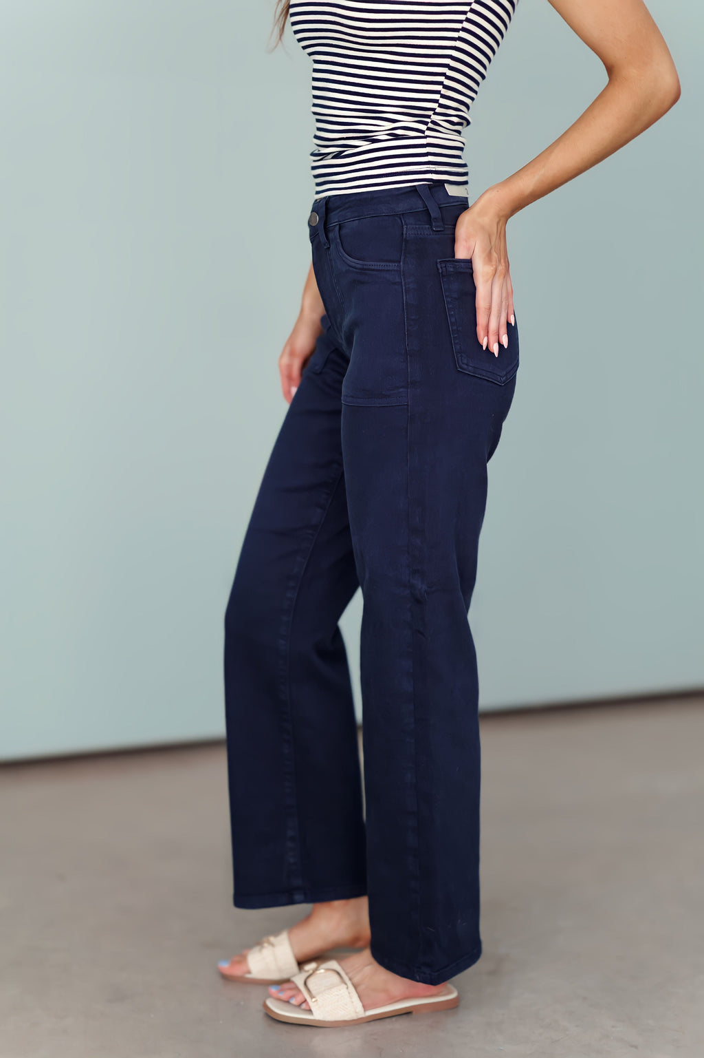 Wyatt Utility Pocket Relaxed Jeans - Navy